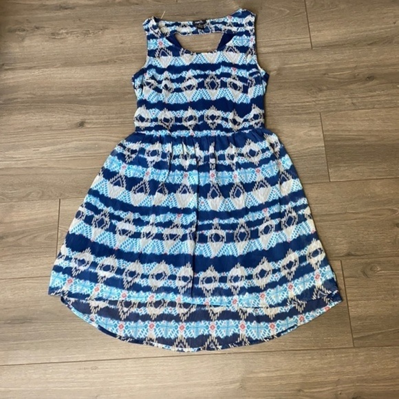 Rue 21 Aztec Print Key Hole Back Sleeveless Dress - Picture 1 of 5